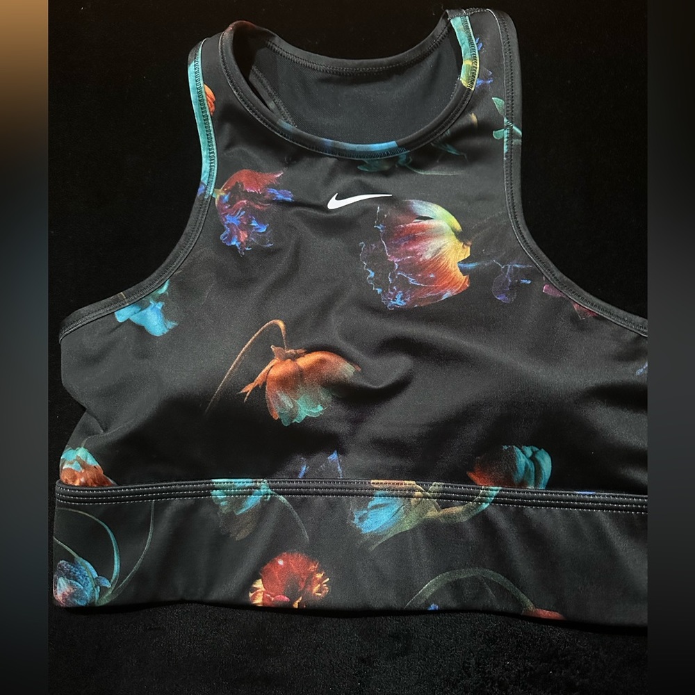Nike Sports Bra top size Medium